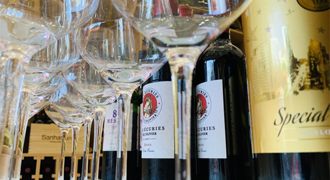 開(kāi)紅酒專賣(mài)店怎么選一個(gè)好位置