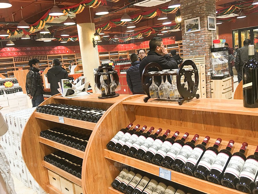 加盟紅酒連鎖專(zhuān)賣(mài)店好嗎?